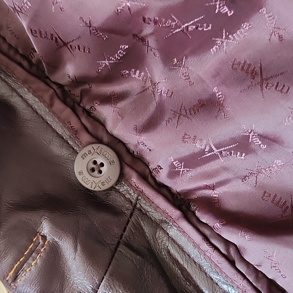 Genuine Leather Lined Coat - Picture 17 of 17